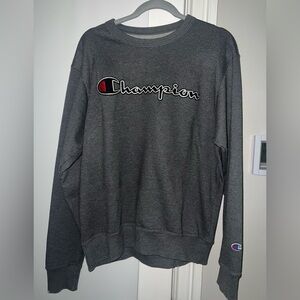 Champion crewneck size medium